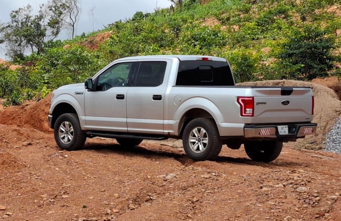 FORD F-150
